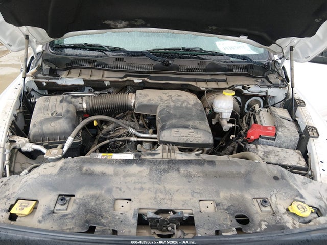 45393075 :رقم المزاد ، 3C6JR6DG7JG318156 vin ، 2018 Ram 1500 Tradesman  4x2 8' Box مزاد بيع