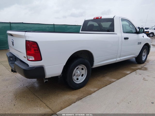 45393075 :رقم المزاد ، 3C6JR6DG7JG318156 vin ، 2018 Ram 1500 Tradesman  4x2 8' Box مزاد بيع