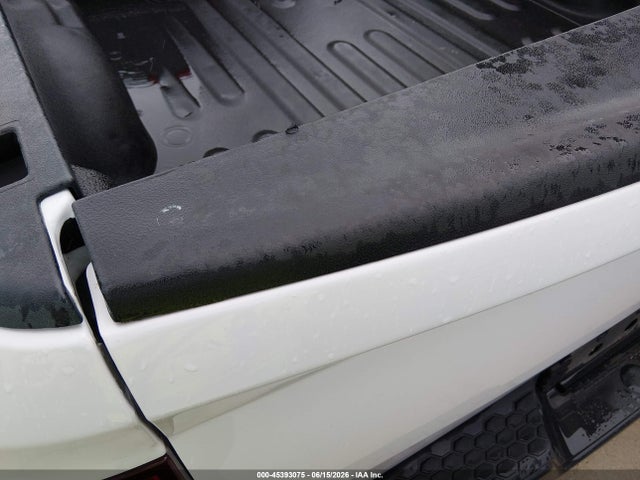 45393075 :رقم المزاد ، 3C6JR6DG7JG318156 vin ، 2018 Ram 1500 Tradesman  4x2 8' Box مزاد بيع