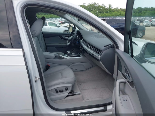 45393092 :رقم المزاد ، WA1LHAF70KD014566 vin ، 2019 Audi Q7 45 Premium مزاد بيع