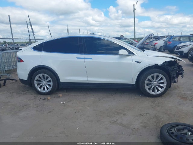 Aukcja sprzedaży 2018 Tesla Model X 100d/75d/p100d, vin: 5YJXCDE27JF090578, numer aukcji: 45393094