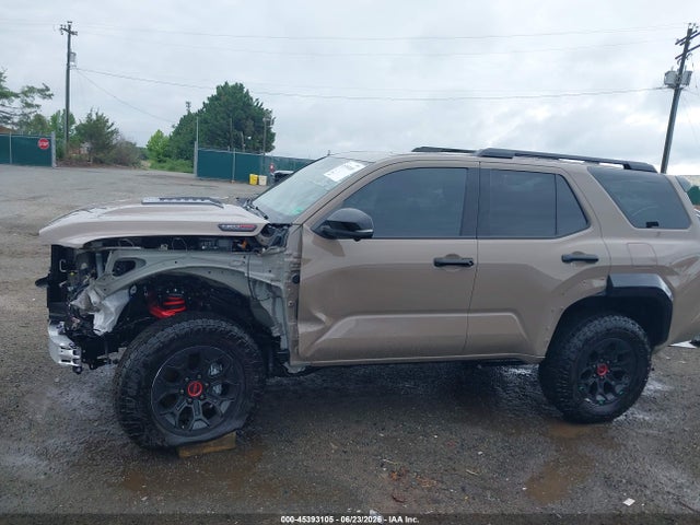 2025 Toyota 4runner Hybrid Trd Pro მანქანა იყიდება აუქციონზე, vin: JTEVB5BR8S5024718, აუქციონის ნომერი: 45393105
