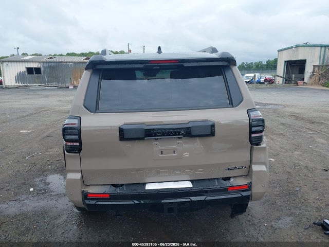 2025 Toyota 4runner Hybrid Trd Pro მანქანა იყიდება აუქციონზე, vin: JTEVB5BR8S5024718, აუქციონის ნომერი: 45393105