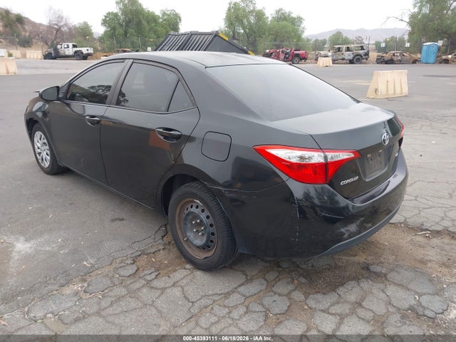 Toyota COROLLA LE 2016 5YFBURHE3GP447276 Image 3