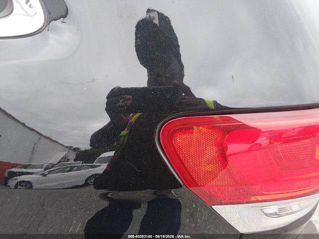 1C4RJFAG4KC754202 Jeep Grand Cherokee Laredo E 4x4
