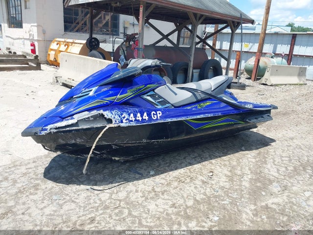 Yamaha Waverunner 2015 YAMA4799D515 Image 2