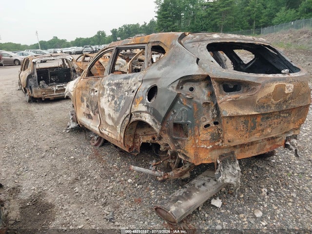KM8J3CA42HU586182 Hyundai TUCSON SE