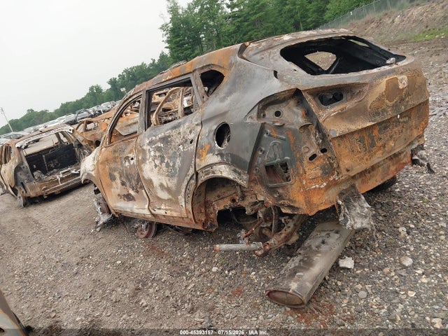 KM8J3CA42HU586182 Hyundai TUCSON SE
