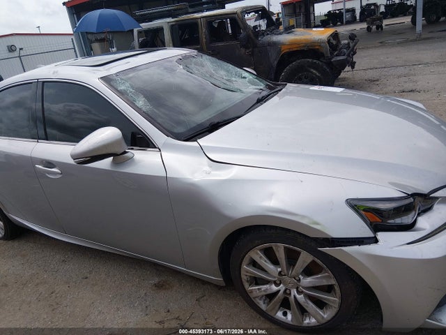 Aukcja sprzedaży 2016 Lexus Is 200t, vin: JTHBA1D20G5007517, numer aukcji: 45393173