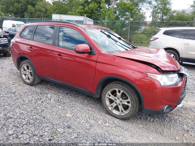 45393178 :رقم المزاد ، JA4AZ3A30FZ009638 vin ، 2015 Mitsubishi Outlander Se مزاد بيع