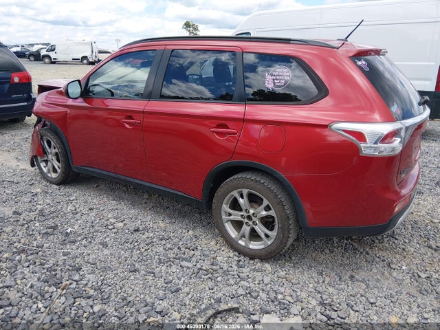 45393178 :رقم المزاد ، JA4AZ3A30FZ009638 vin ، 2015 Mitsubishi Outlander Se مزاد بيع