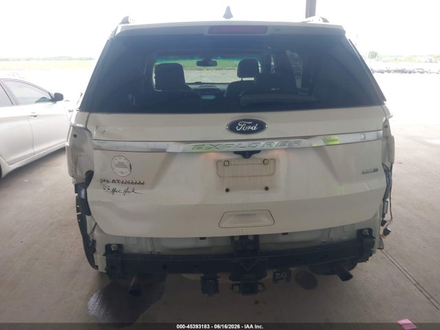 Ford Explorer Platinum 2016 1FM5K8HT3GGD26093 Image 16