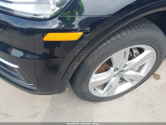 45393198 :رقم المزاد ، WA1ANAFY9J2014200 vin ، 2018 Audi Q5 2.0t Premium/2.0t Tech Premium مزاد بيع