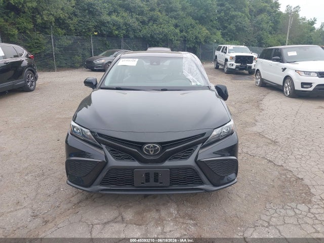 2022 Toyota Camry Se მანქანა იყიდება აუქციონზე, vin: 4T1G11AK1NU682688, აუქციონის ნომერი: 45393210