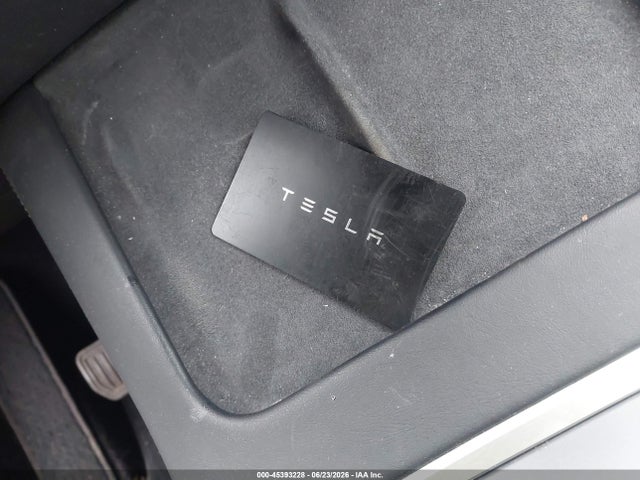 Продажа на аукционе авто 2021 Tesla Model Y Long Range Dual Motor All-wheel Drive, vin: 5YJYGAEE1MF130711, номер лота: 45393228