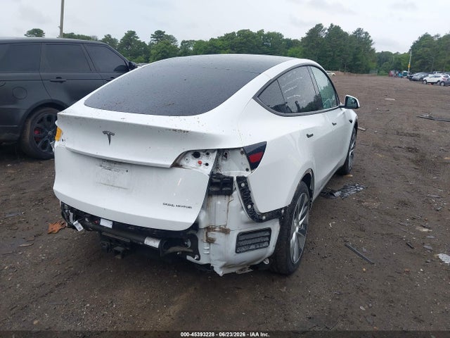 Продажа на аукционе авто 2021 Tesla Model Y Long Range Dual Motor All-wheel Drive, vin: 5YJYGAEE1MF130711, номер лота: 45393228