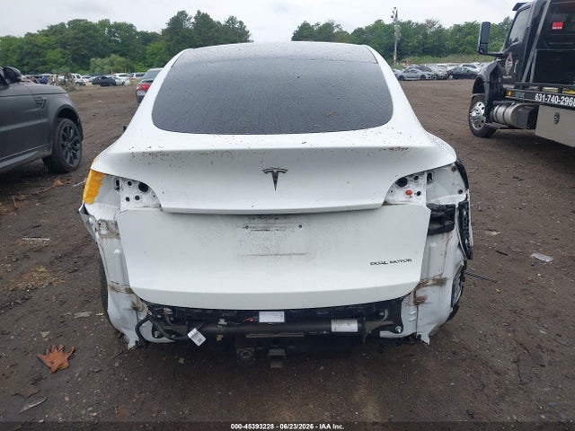 Продажа на аукционе авто 2021 Tesla Model Y Long Range Dual Motor All-wheel Drive, vin: 5YJYGAEE1MF130711, номер лота: 45393228