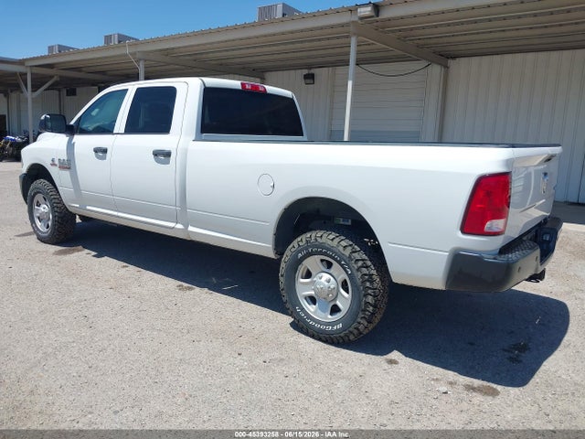 3C63R3GL4HG785173 RAM 3500 Tradesman 4x4 8&#039; Box