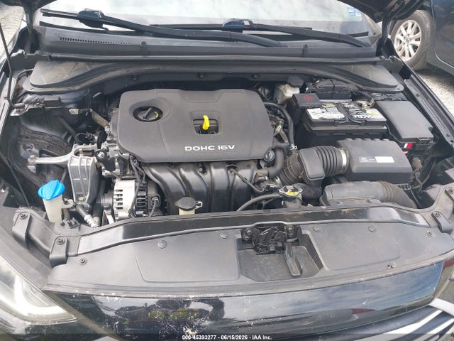 45393277 :رقم المزاد ، 5NPD84LFXHH147619 vin ، 2017 Hyundai Elantra Value Edition مزاد بيع