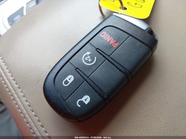 1C4RJFAG6JC381436 Jeep Grand Cherokee Laredo E 4x4
