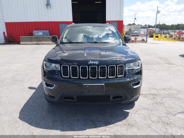 1C4RJFAG6JC381436 Jeep Grand Cherokee Laredo E 4x4
