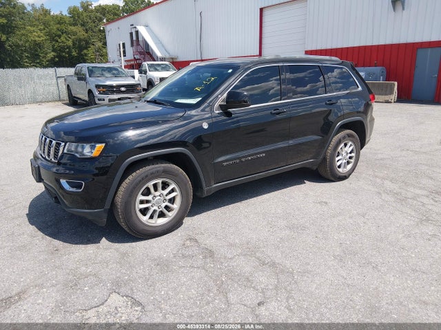 1C4RJFAG6JC381436 Jeep Grand Cherokee Laredo E 4x4