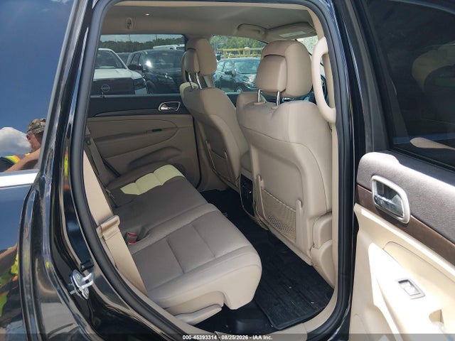 1C4RJFAG6JC381436 Jeep Grand Cherokee Laredo E 4x4