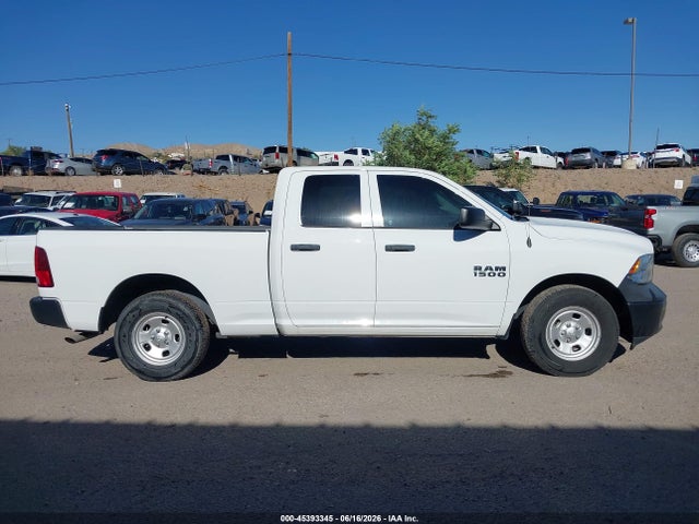 1C6RR6FG1JS303600 RAM 1500 Tradesman 4x2 6&#039;4 Box