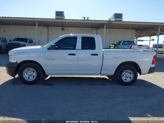 1C6RR6FG1JS303600 RAM 1500 Tradesman 4x2 6&#039;4 Box