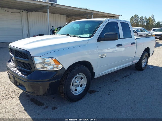 1C6RR6FG1JS303600 RAM 1500 Tradesman 4x2 6&#039;4 Box