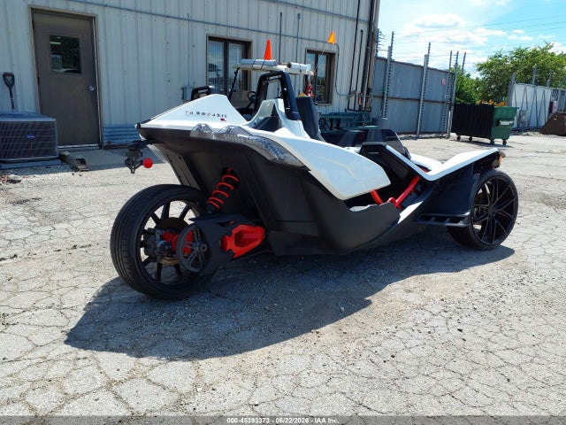45393373 :رقم المزاد ، 57XAAPFA2G7116951 vin ، 2016 Polaris Slingshot مزاد بيع