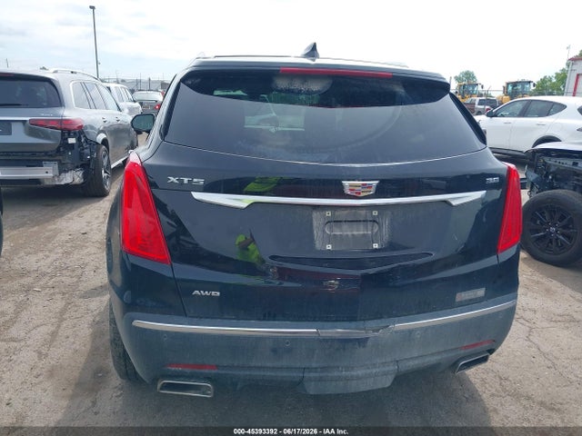 45393392 :رقم المزاد ، 1GYKNDRS6KZ285592 vin ، 2019 Cadillac Xt5 Luxury مزاد بيع
