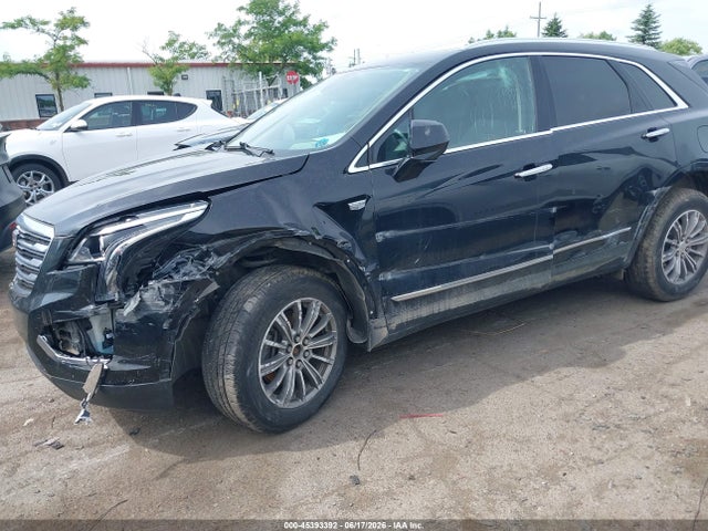 45393392 :رقم المزاد ، 1GYKNDRS6KZ285592 vin ، 2019 Cadillac Xt5 Luxury مزاد بيع