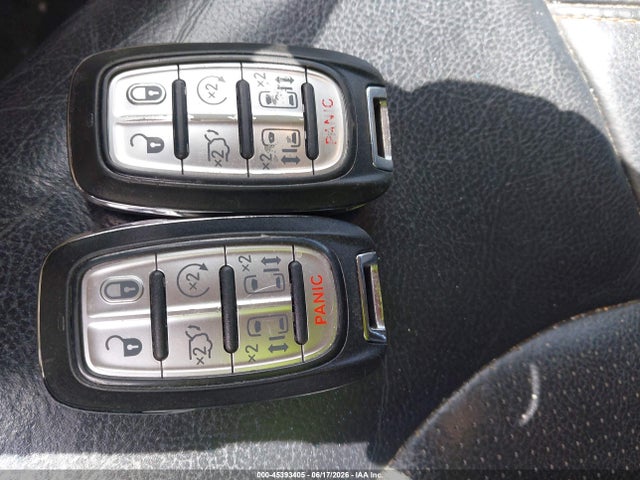 Продажа на аукционе авто 2018 Chrysler Pacifica Touring L Plus, vin: 2C4RC1EG6JR273185, номер лота: 45393405