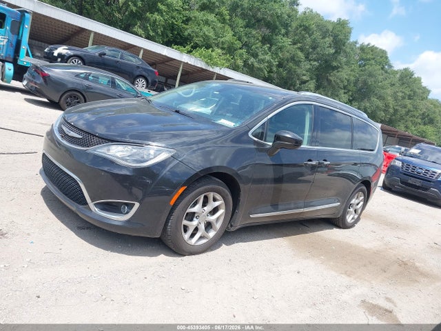 Продажа на аукционе авто 2018 Chrysler Pacifica Touring L Plus, vin: 2C4RC1EG6JR273185, номер лота: 45393405