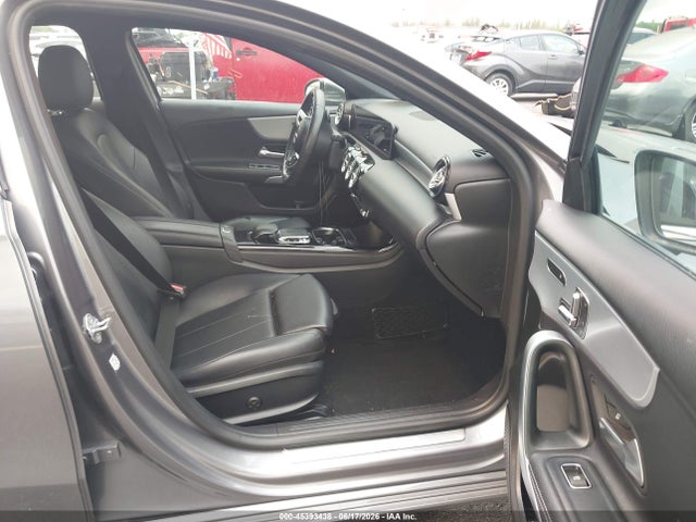 45393438 :رقم المزاد ، WDD3G4EB1LW038404 vin ، 2020 Mercedes-benz A 220 مزاد بيع