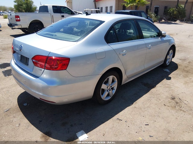 Продаж на аукціоні авто 2013 Volkswagen Jetta 2.0l Tdi, vin: 3VWLL7AJ2DM284882, номер лоту: 45393456