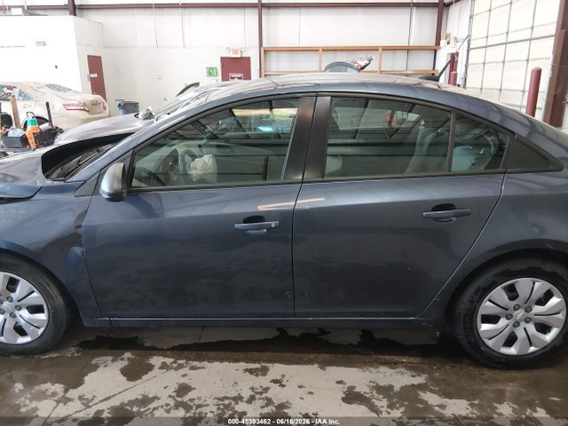 1G1PA5SH5E7248151 Chevrolet Cruze Ls Auto