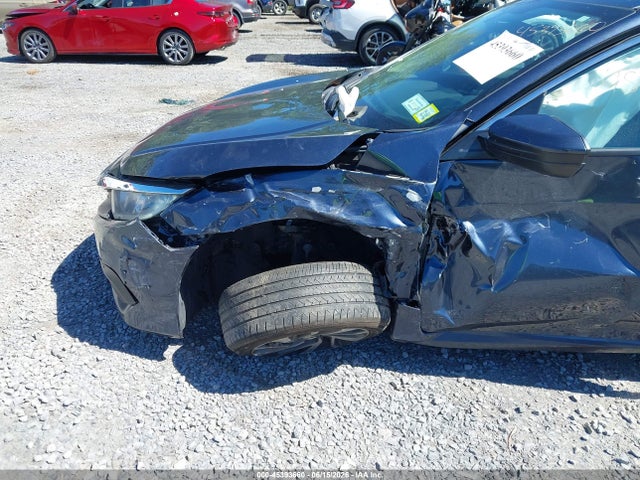 Auction sale of the 2018 Honda Civic Ex, vin: 19XFC2F71JE203084, lot number: 45393660