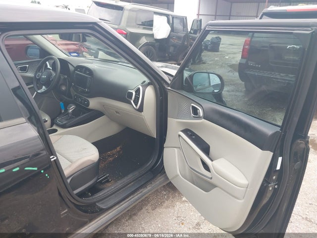 45393679 :رقم المزاد ، KNDJ23AU5N7179443 vin ، 2022 Kia Soul Lx مزاد بيع