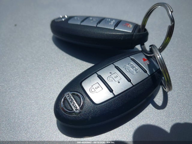 2015 Nissan Altima 2.5/2.5 S/2.5 Sl/2.5 Sv მანქანა იყიდება აუქციონზე, vin: 1N4AL3AP0FN900231, აუქციონის ნომერი: 45393682