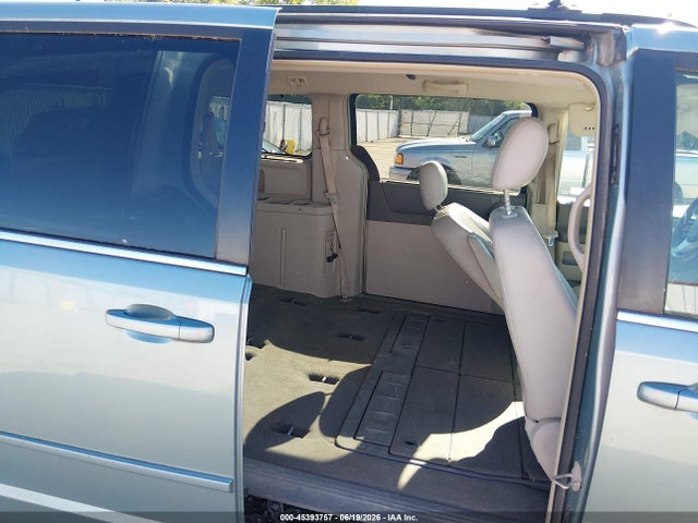 2008 Chrysler Town & Country Touring მანქანა იყიდება აუქციონზე, vin: 2A8HR54P78R843202, აუქციონის ნომერი: 45393757
