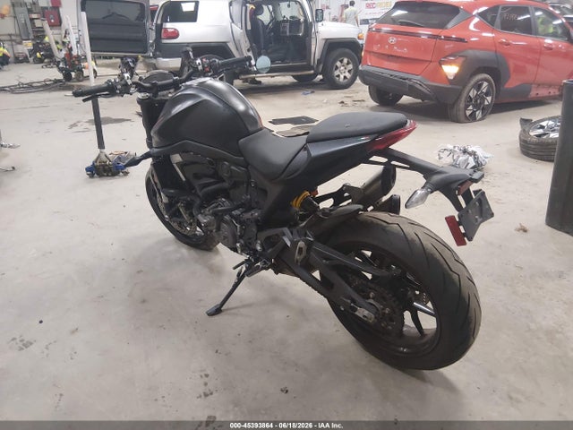 Ducati Monster 2023 ZDMMAMDT5PB008205 Image 3