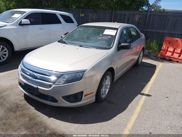 Продажа на аукционе авто 2010 Ford Fusion S, vin: 3FAHP0GA8AR384310, номер лота: 45393899