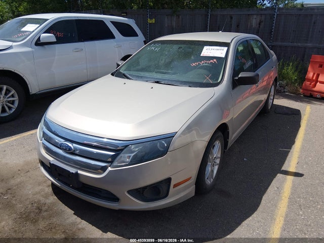 Продажа на аукционе авто 2010 Ford Fusion S, vin: 3FAHP0GA8AR384310, номер лота: 45393899