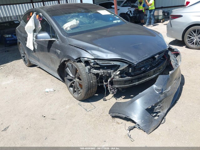 2016 Tesla Model X 60d/70d/75d/90d მანქანა იყიდება აუქციონზე, vin: 5YJXCAE20GF008651, აუქციონის ნომერი: 45393902