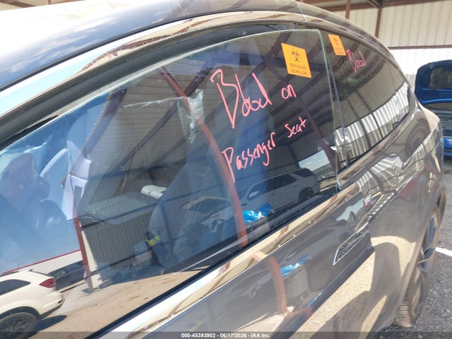 Продажа на аукционе авто 2016 Tesla Model X 60d/70d/75d/90d, vin: 5YJXCAE20GF008651, номер лота: 45393902