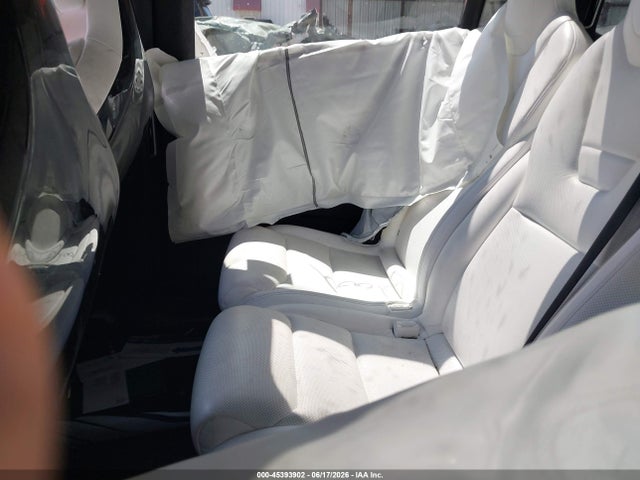 Продажа на аукционе авто 2016 Tesla Model X 60d/70d/75d/90d, vin: 5YJXCAE20GF008651, номер лота: 45393902