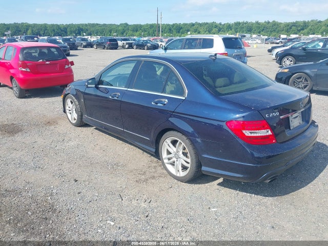 Auction sale of the 2012 Mercedes-benz C 250 Sport, vin: WDDGF4HB6CR233333, lot number: 45393905