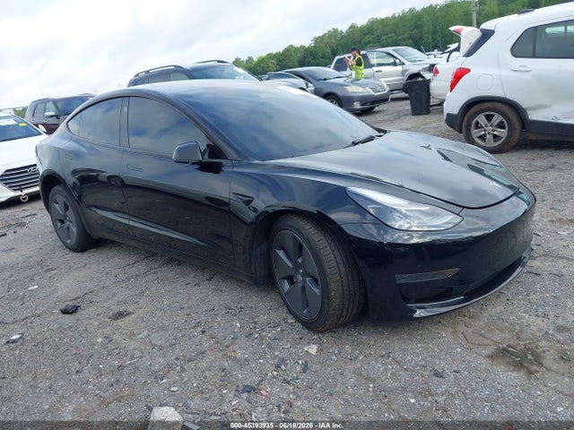 Продажа на аукционе авто 2022 Tesla Model 3 Rear-wheel Drive, vin: 5YJ3E1EA3NF330620, номер лота: 45393935